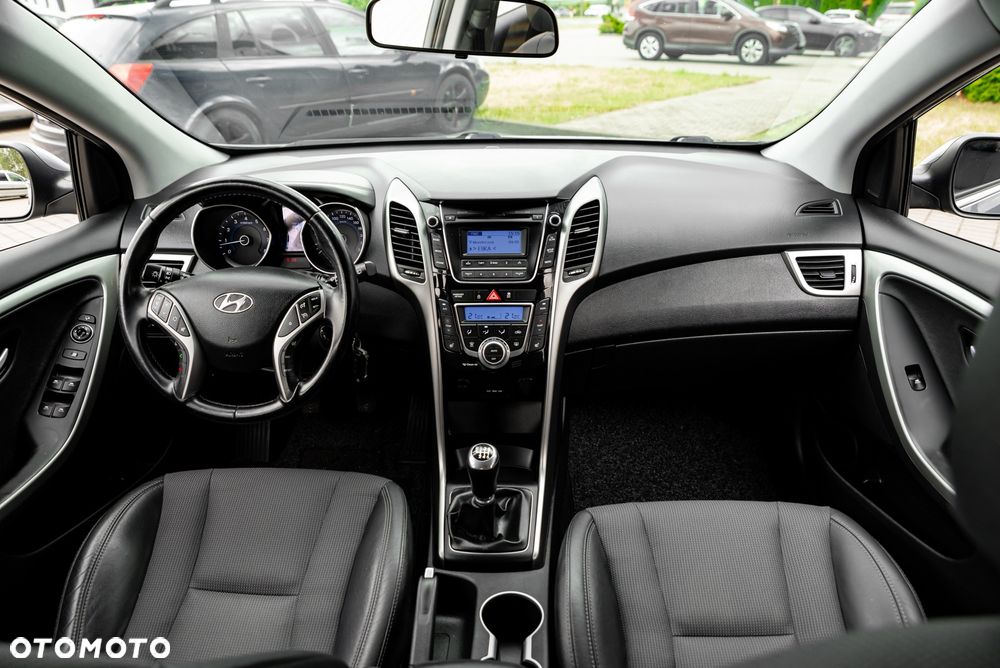 Hyundai i30 1.6 Trend - 27