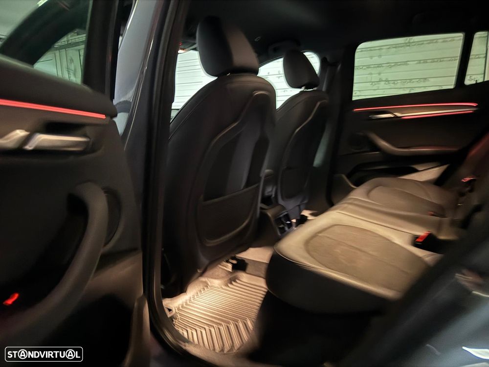 BMW X2 25 e xDrive - 12