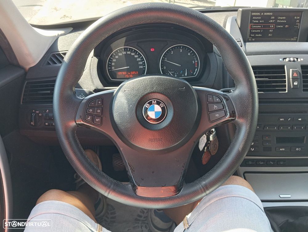 BMW X3 2.0 d - 8