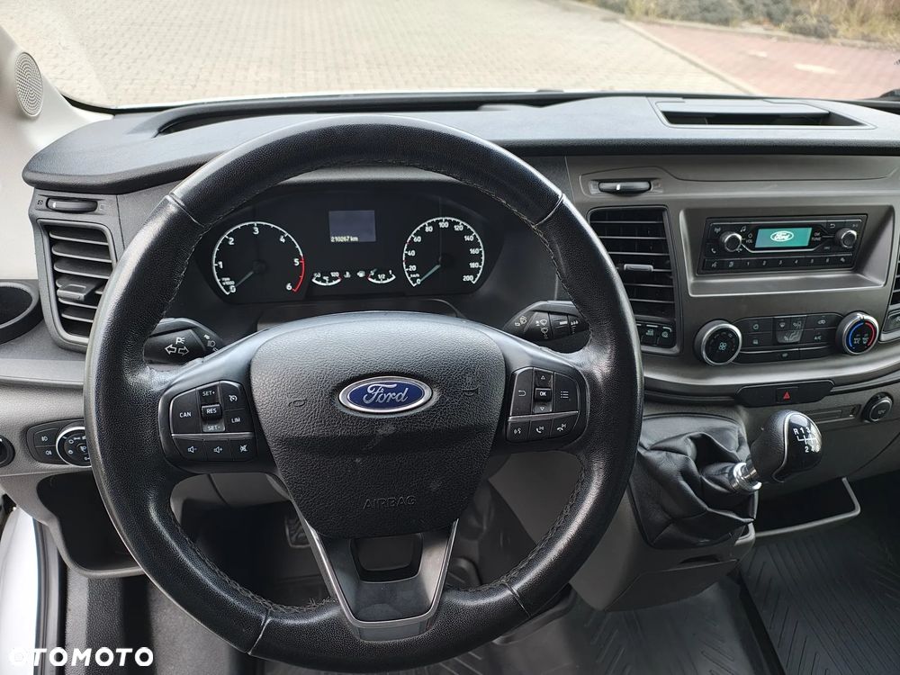 Ford Transit - 11