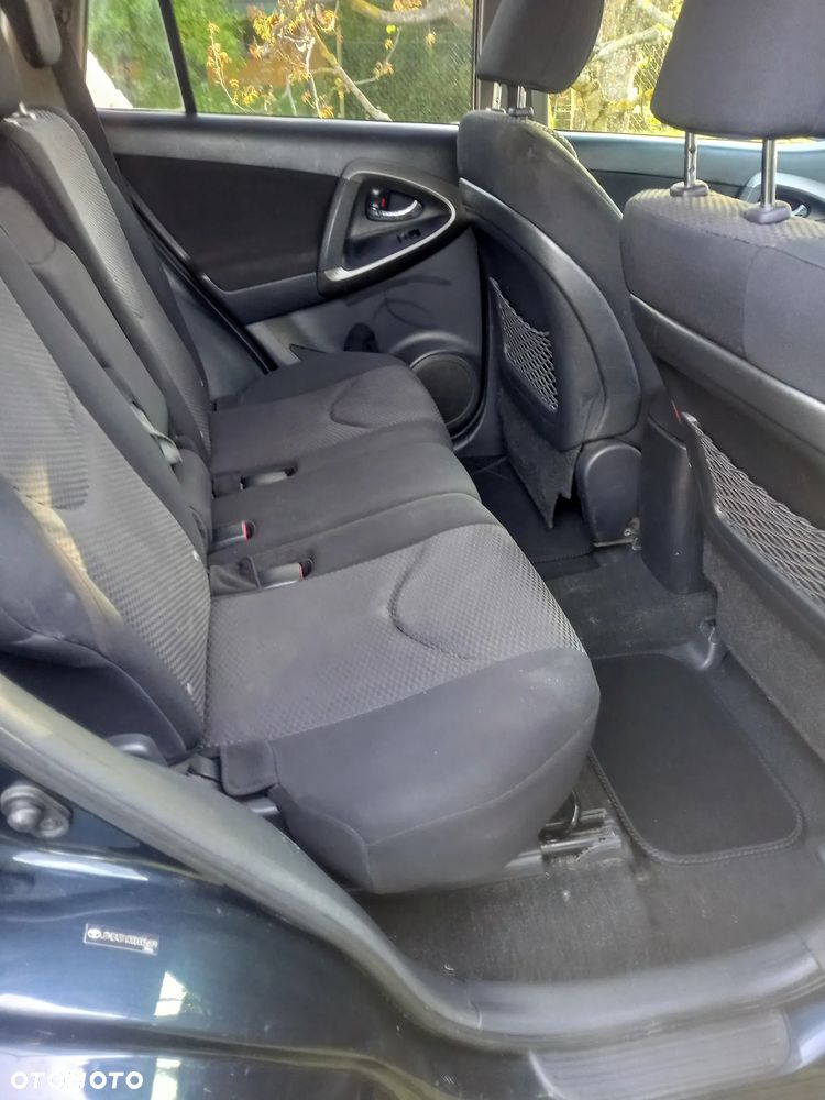 Toyota RAV4 2.2 D-4D 4x2 Life - 8