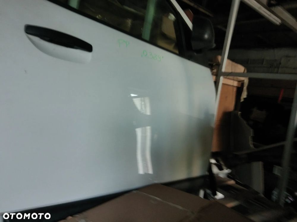 DACIA DOKKER O389 BIALE DRZWI PRAWE PRZEDNIE POLECAM INNE CZESCI