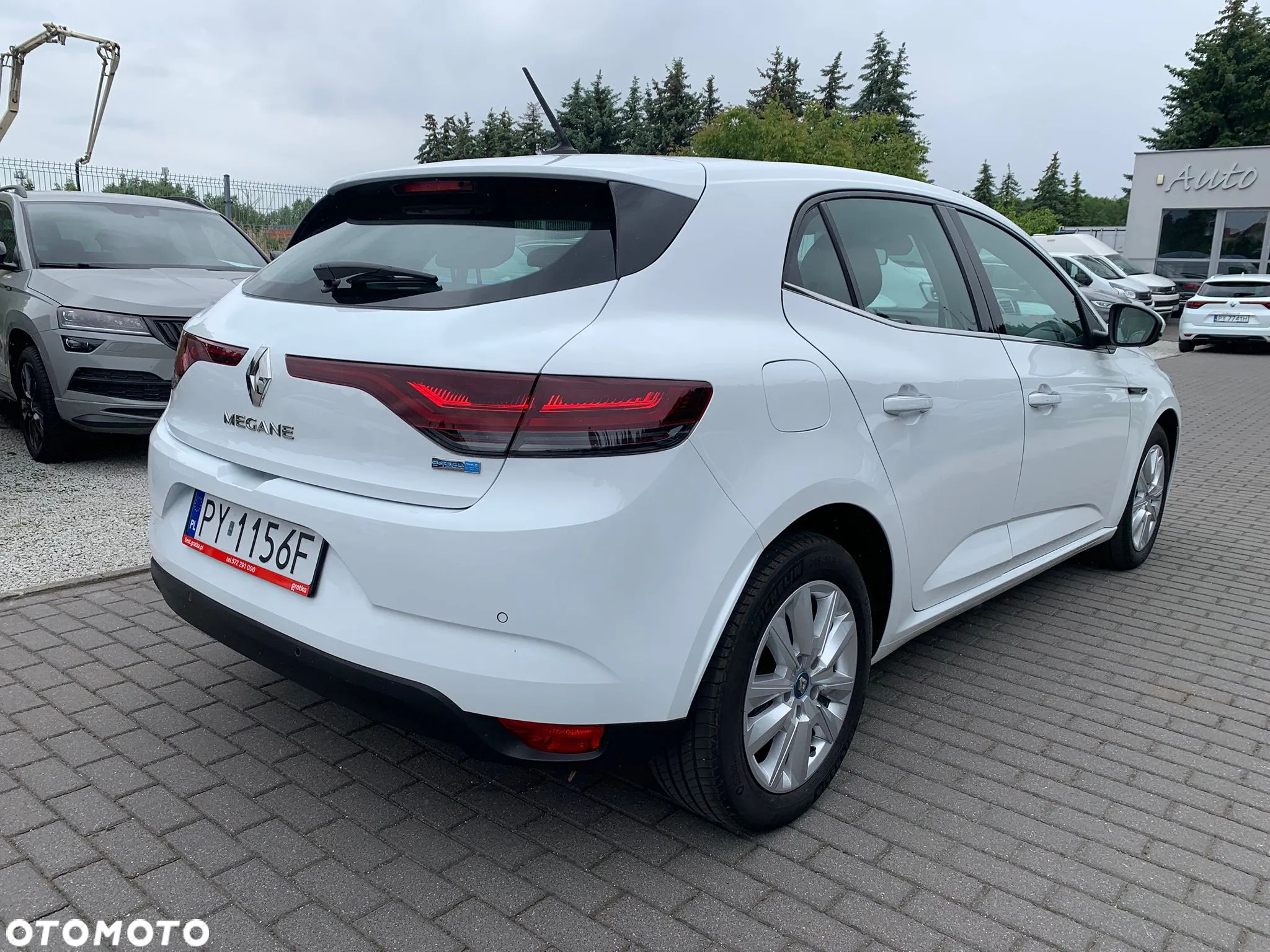 Renault Megane 1.6 E-TECH Plug-In Zen - 4