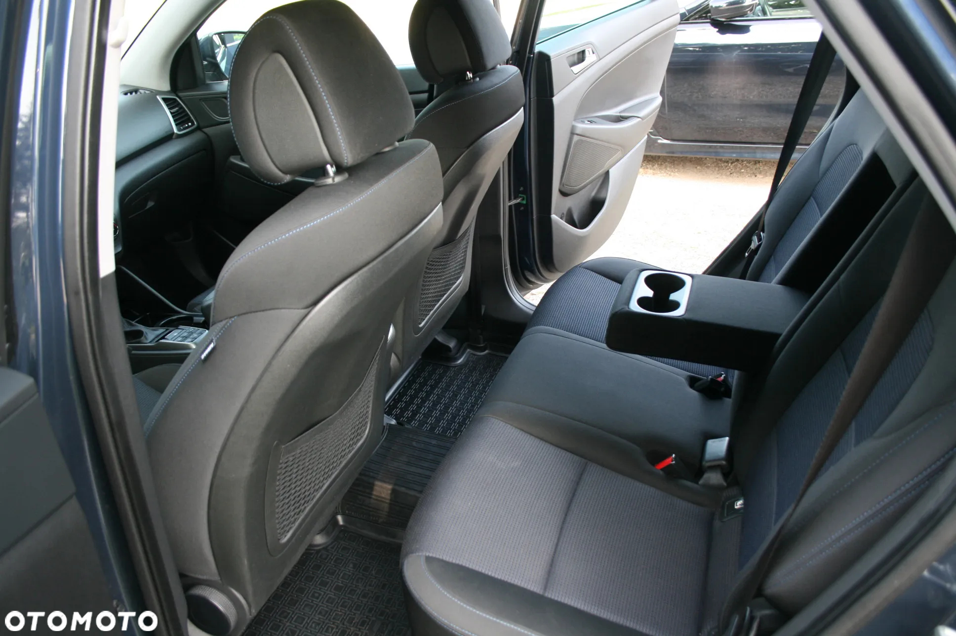 Hyundai Tucson blue 1.7 CRDi 2WD DCT Style - 11
