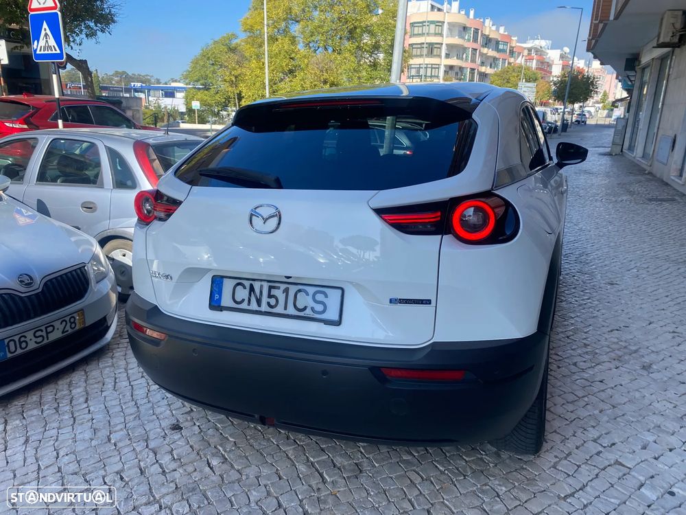 Mazda MX-30 e-SKYACTIV - 22