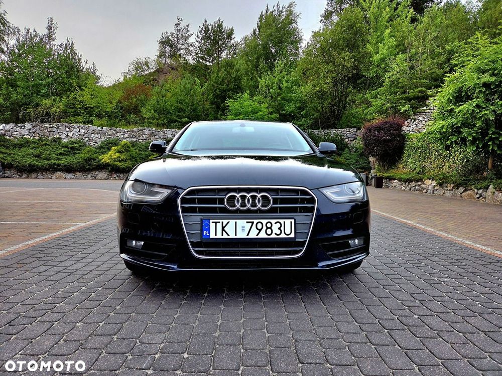Audi A4 Limousine - 2
