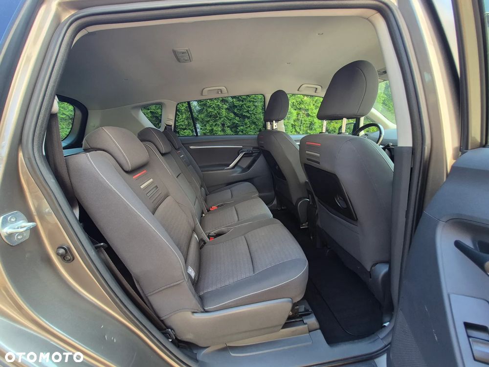 Toyota Verso 1.8 Prestige EU5 MS - 33