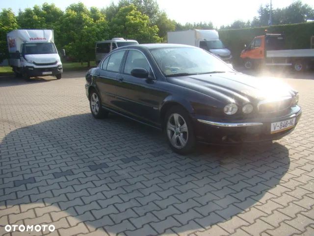 Jaguar X-Type - 8