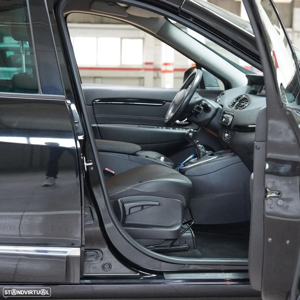 Renault Grand Scénic - 33