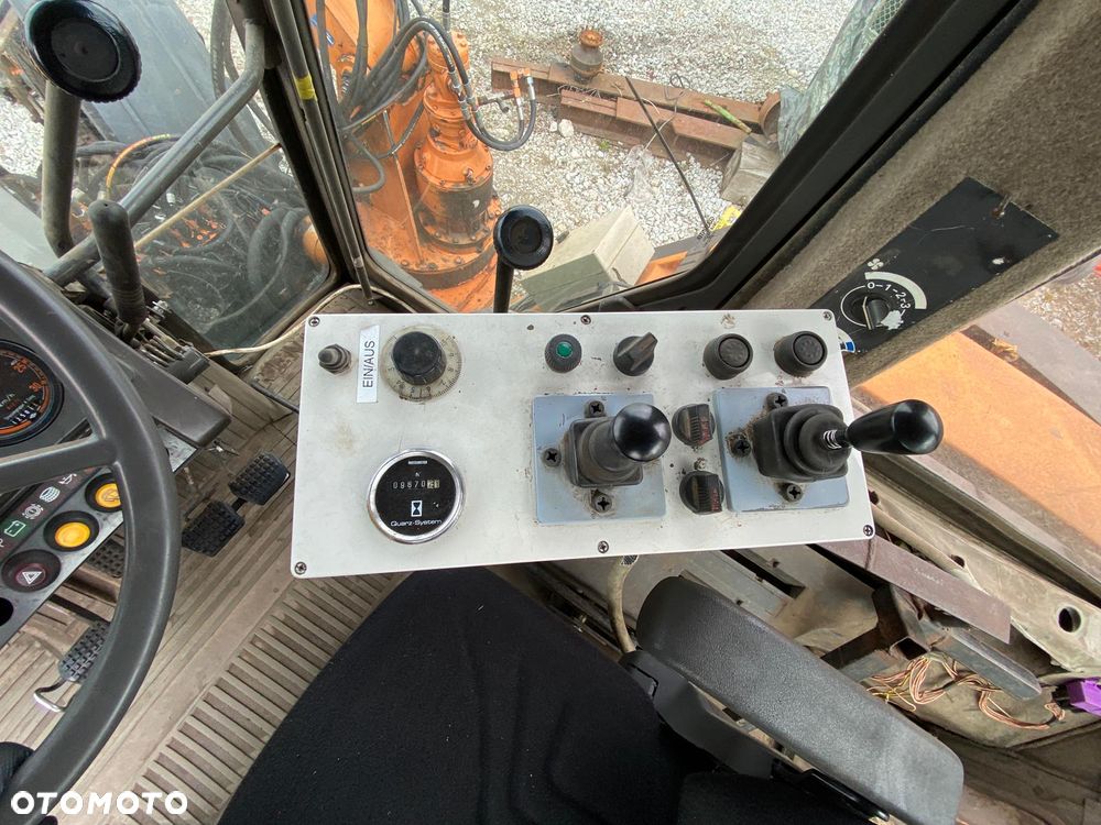 Renault 106-54 z kosiarką boczną - 23