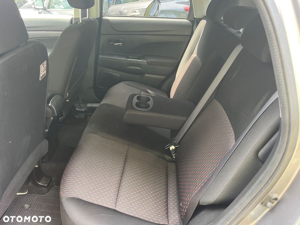 Mitsubishi ASX 2.2 DID Ralliart 4WD - 12