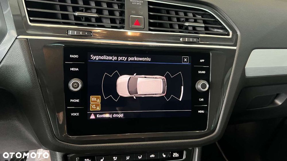 Volkswagen Tiguan - 8