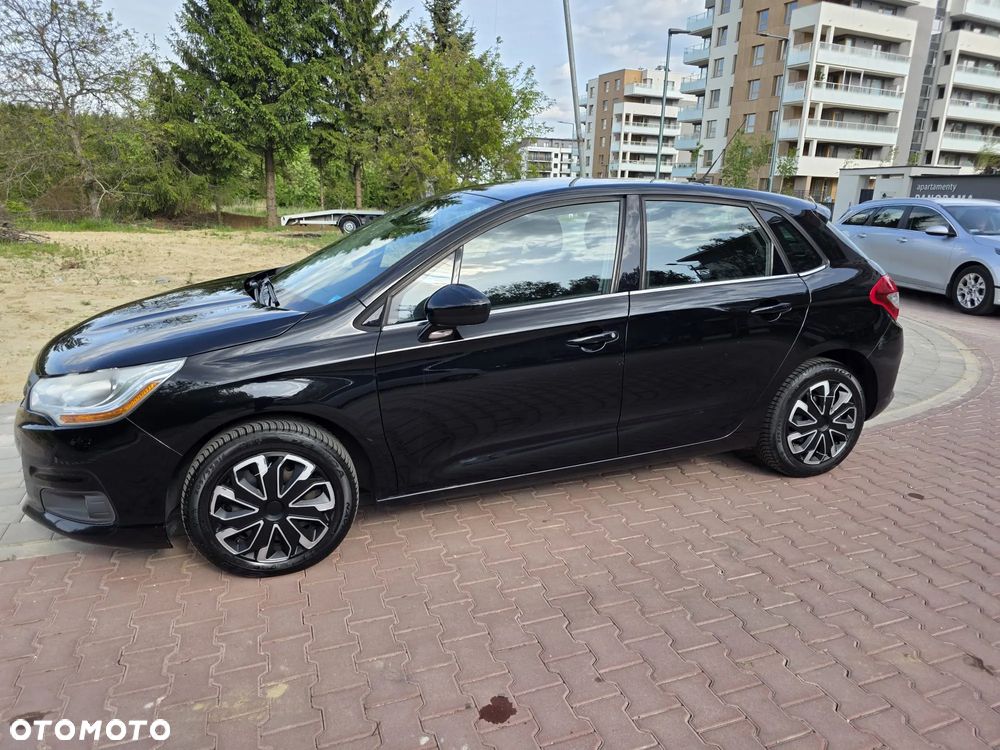 Citroën C4 HDi 115 Attraction - 8