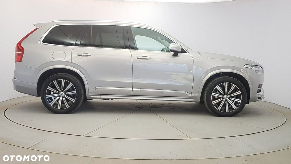 Volvo XC 90 - 8