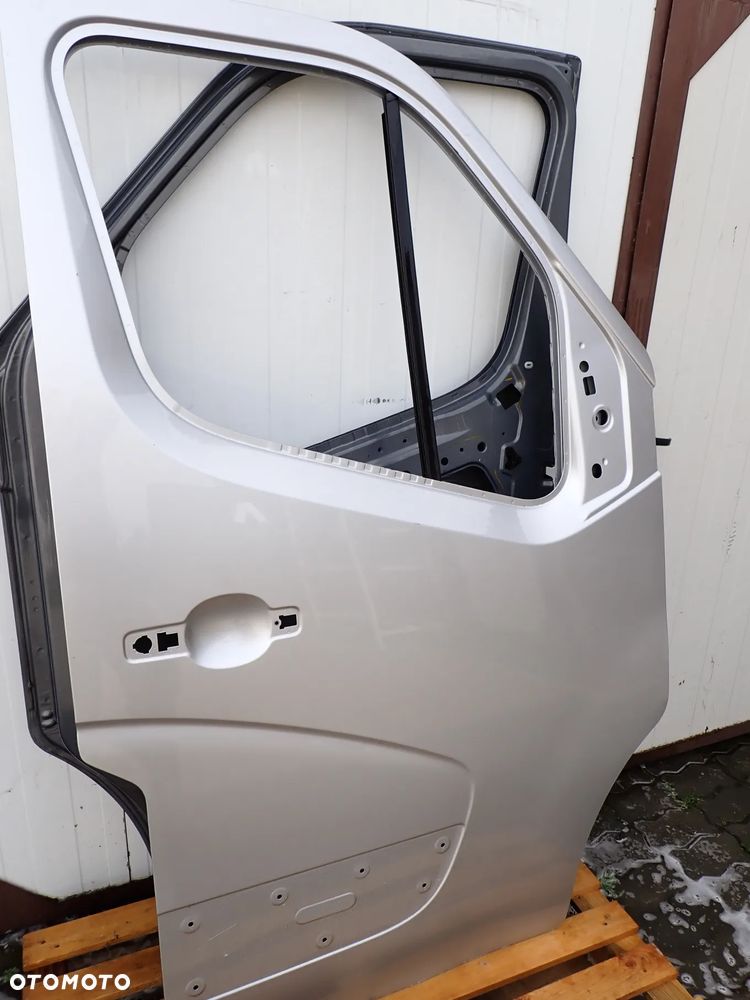 Master 3 4 Movano NV400 Drzwi Przednie Prawe Srebrne - 3