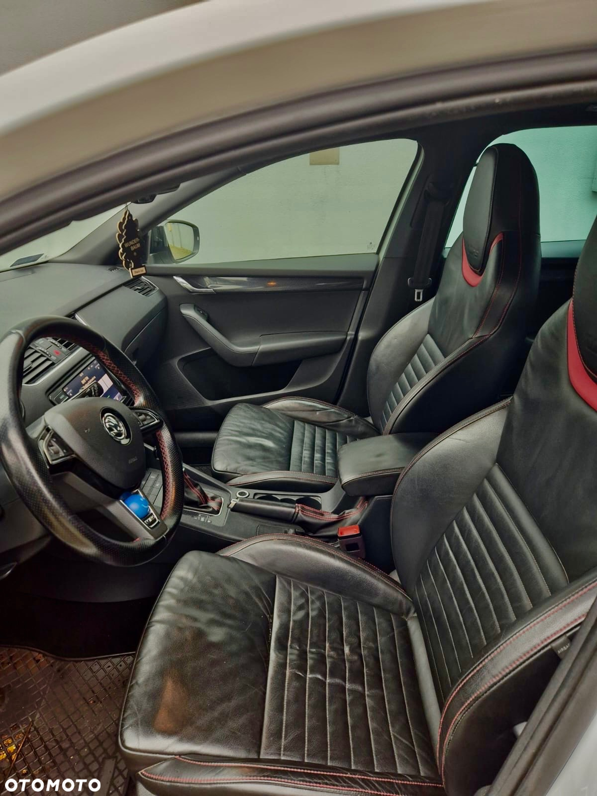 Skoda Octavia 2.0 TDI RS DSG - 7