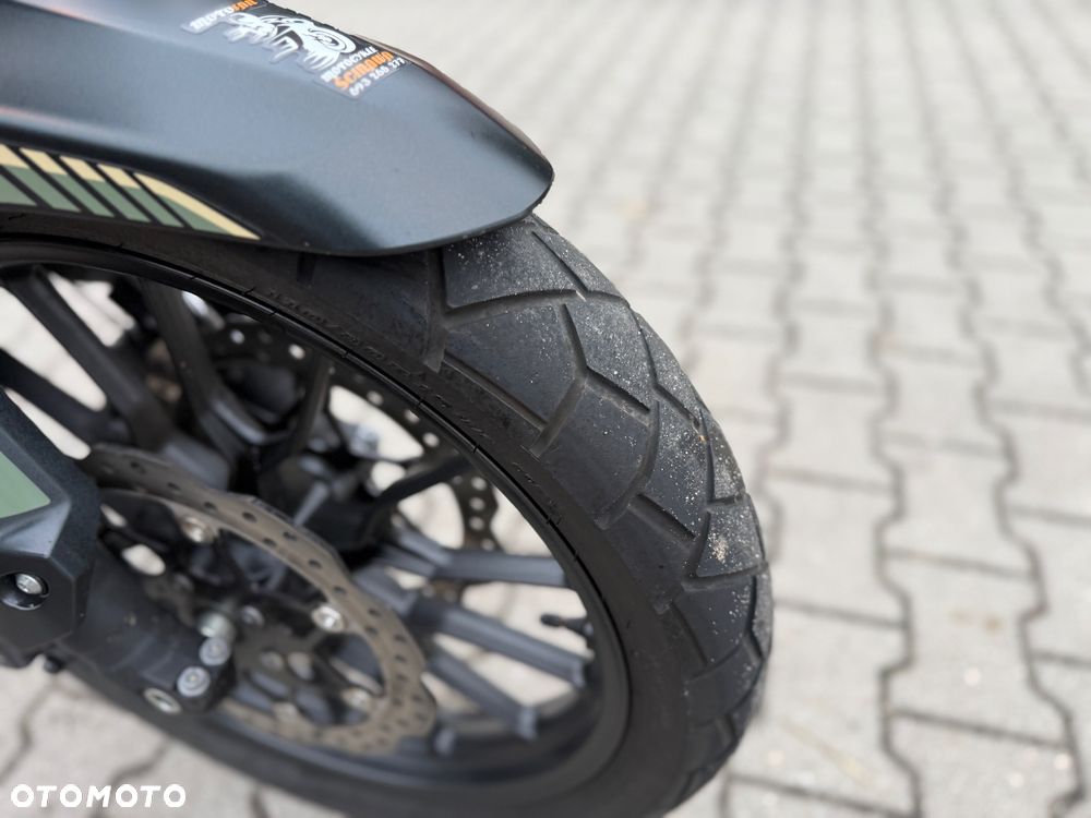 Honda CB - 8
