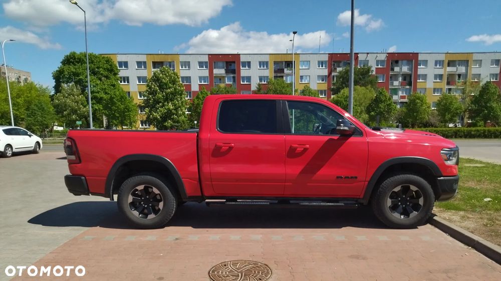 Dodge RAM - 4
