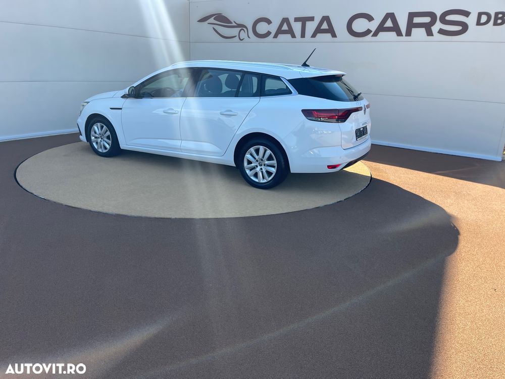 Renault Megane BLUE dCi EDC Intens - 9