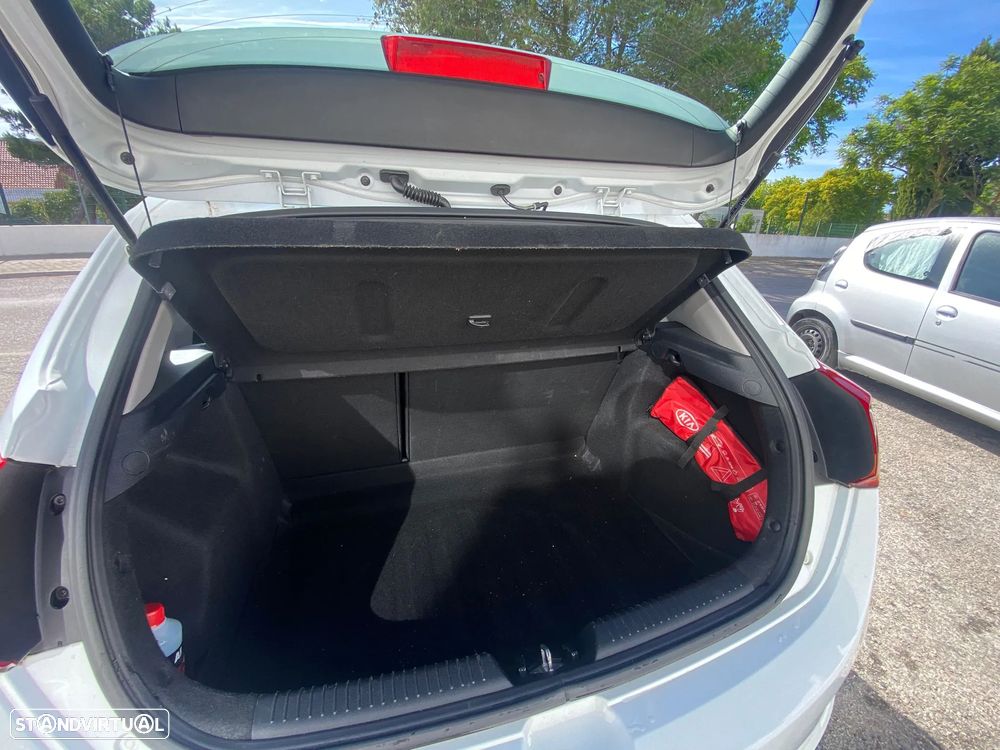 Kia Ceed 1.4 CRDi Nav Line - 8