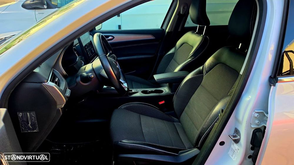 Renault Arkana 1.6 E-Tech Full Hybrid Techno - 16