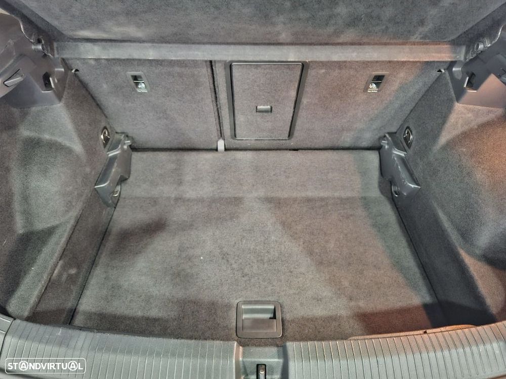 VW T-Roc 1.0 TSI Urban - 14