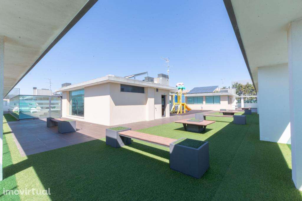 T4 Ultra Premium em Condomínio Privado – Disponível Brevemente - Grande imagem: 2/33