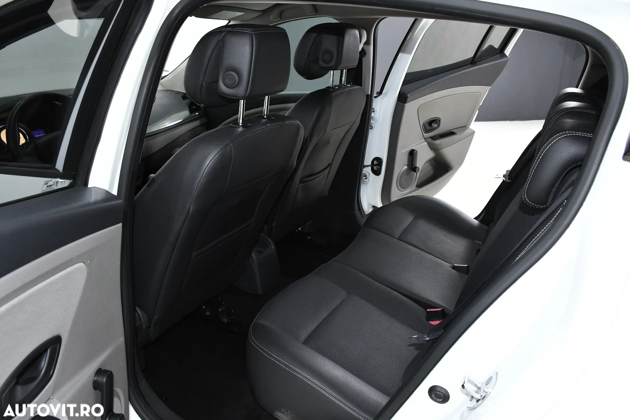 Renault Megane 1.5 dCi Dynamique - 6