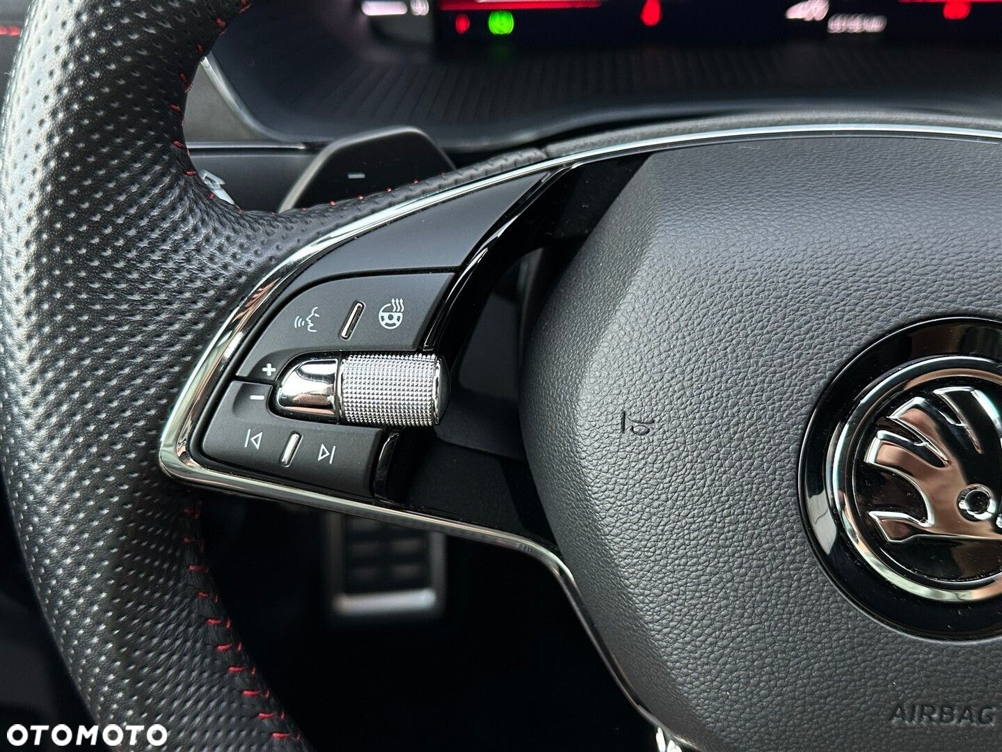 Skoda Octavia 2.0 TSI RS DSG - 19