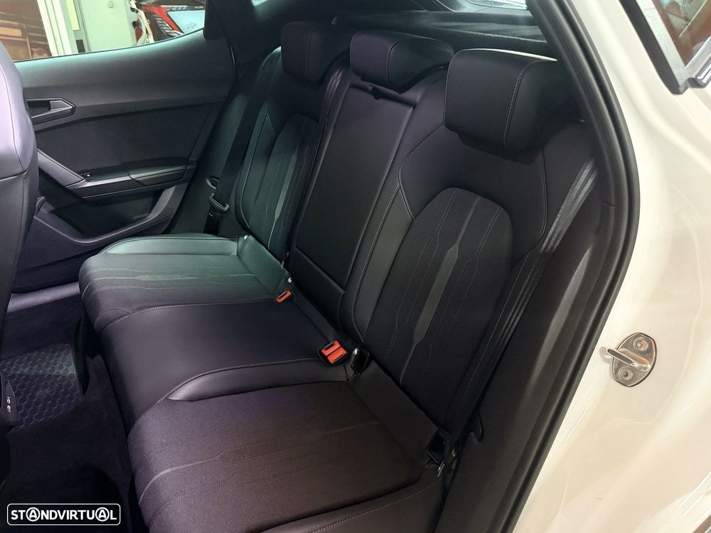 Cupra Formentor 1.4 e-Hybrid DSG VZ - 9