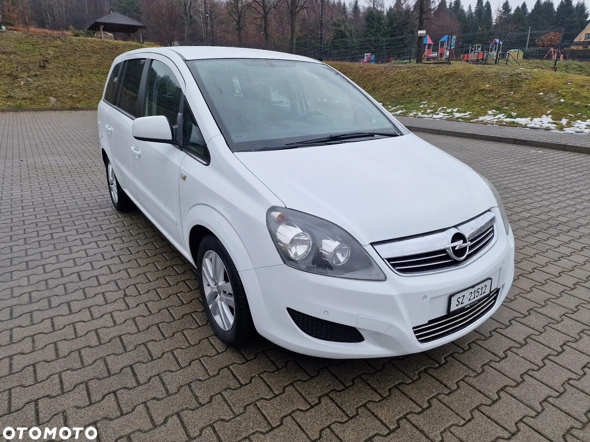 Opel Zafira 1.8 Cosmo - 12