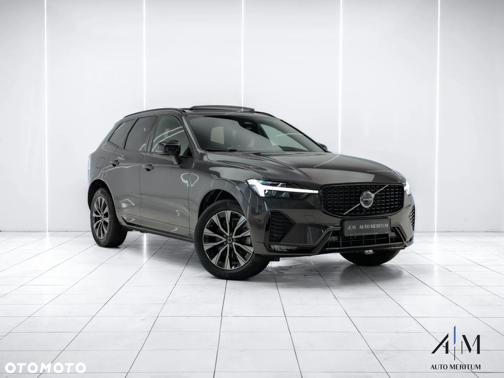 Volvo XC 60 B4 D AWD Plus Dark - 2