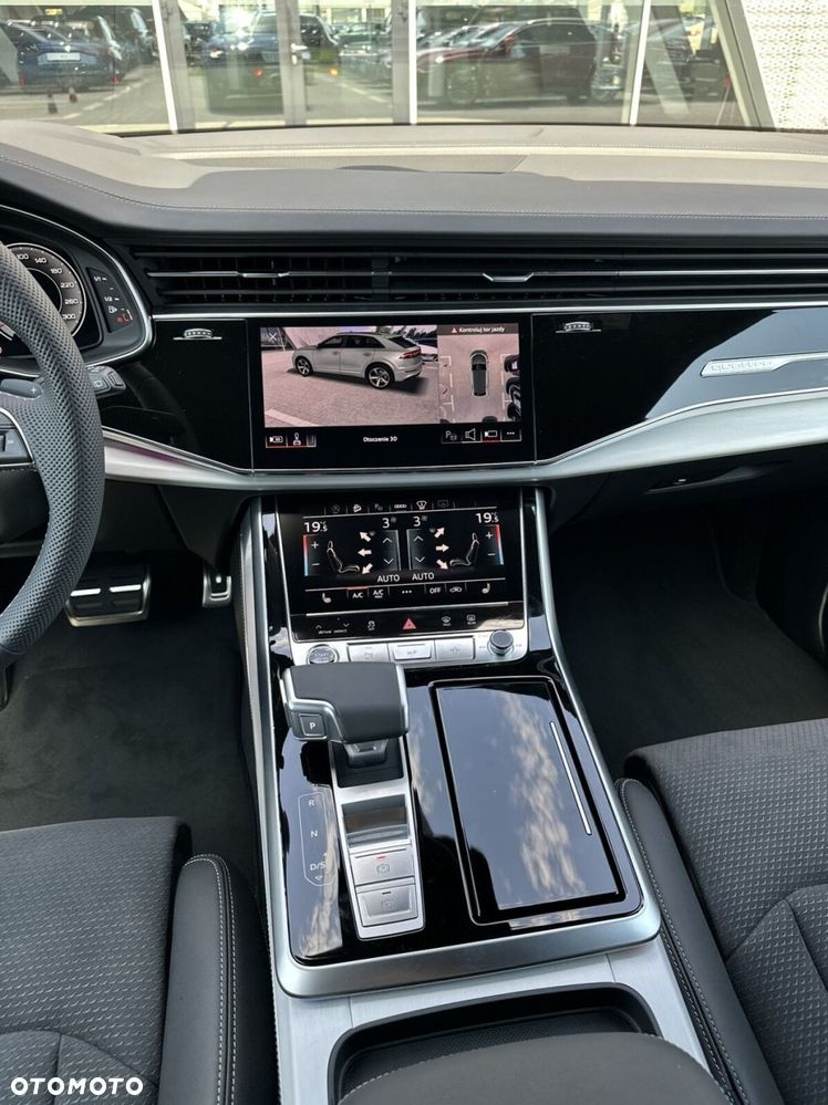 Audi Q8 - 19