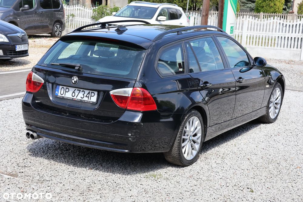 BMW Seria 3 320d Edition Lifestyle - 4