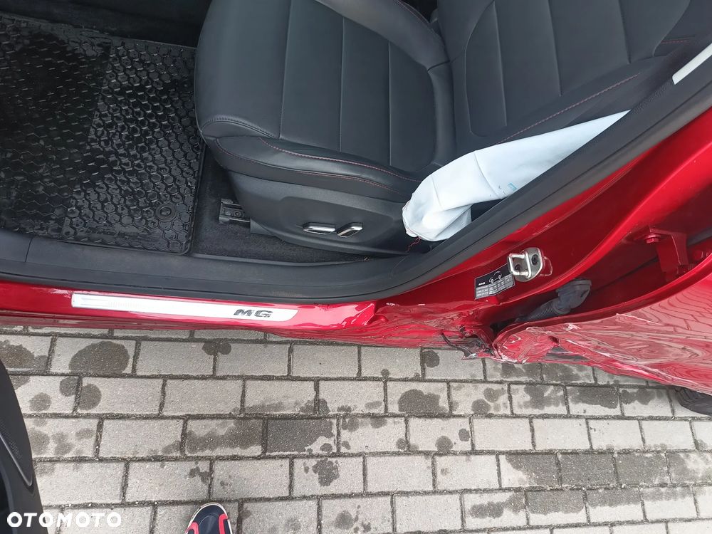 MG HS 1.5 T-GDI Exclusive - 40