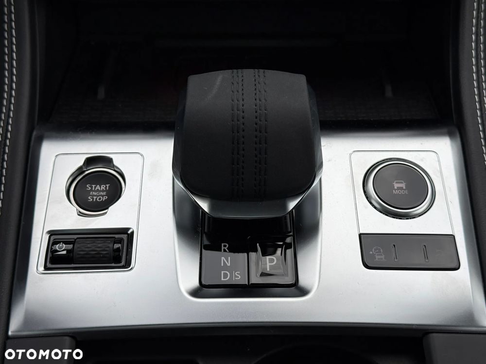 Jaguar F-Pace D200 AWD R-Dynamic SE - 13