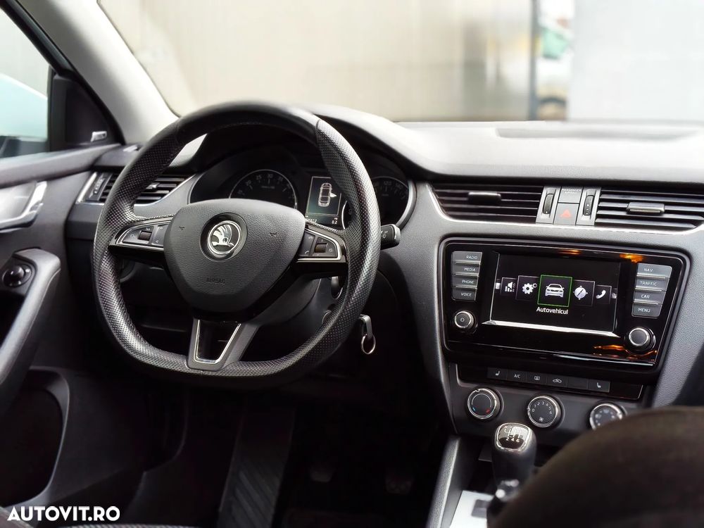 Skoda Octavia 2.0 TDI Style - 23