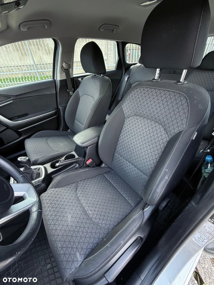Kia Ceed 1.6 CRDi SCR M - 17