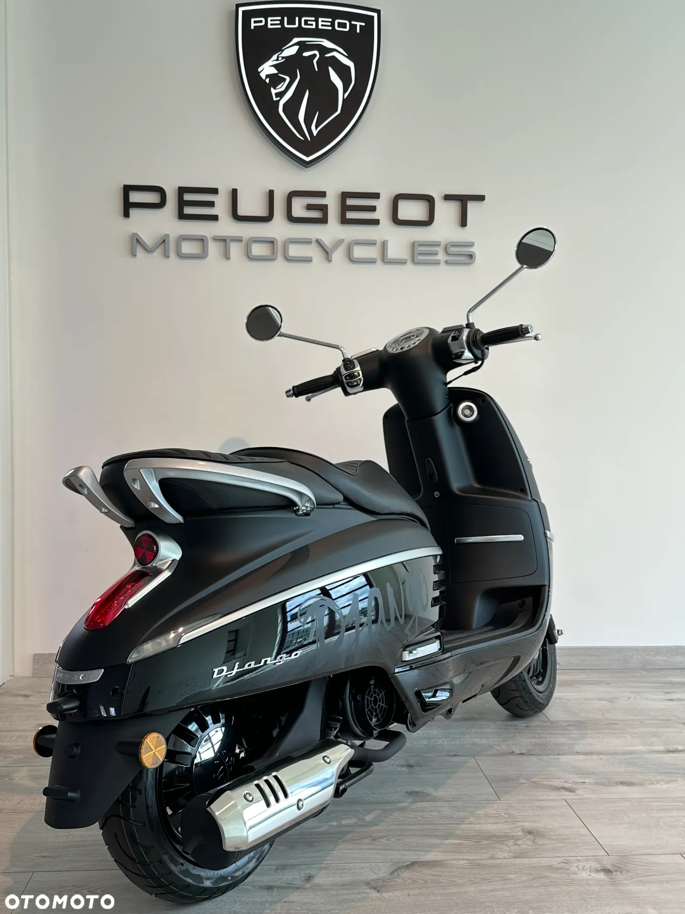 Peugeot Django - 5