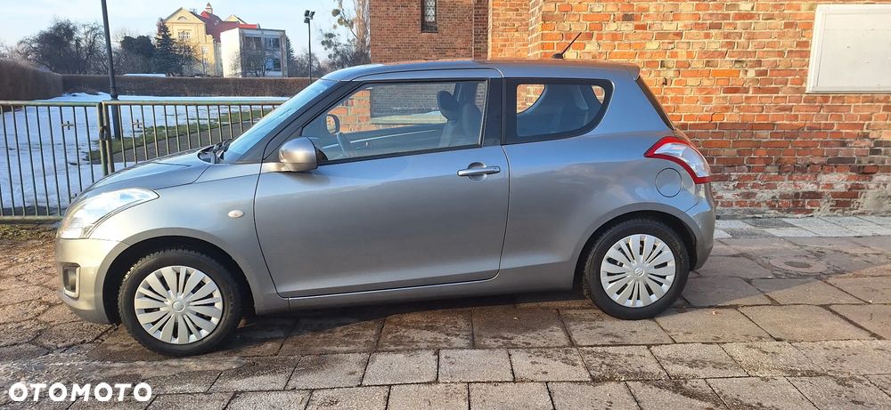 Suzuki Swift 1.2 Club - 3