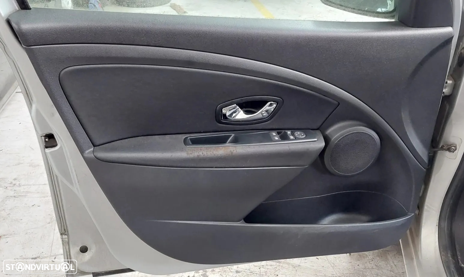 RENAULT MÉGANE III PARA PEÇAS - 12