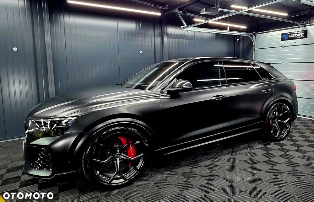 Audi RS Q8 - 7