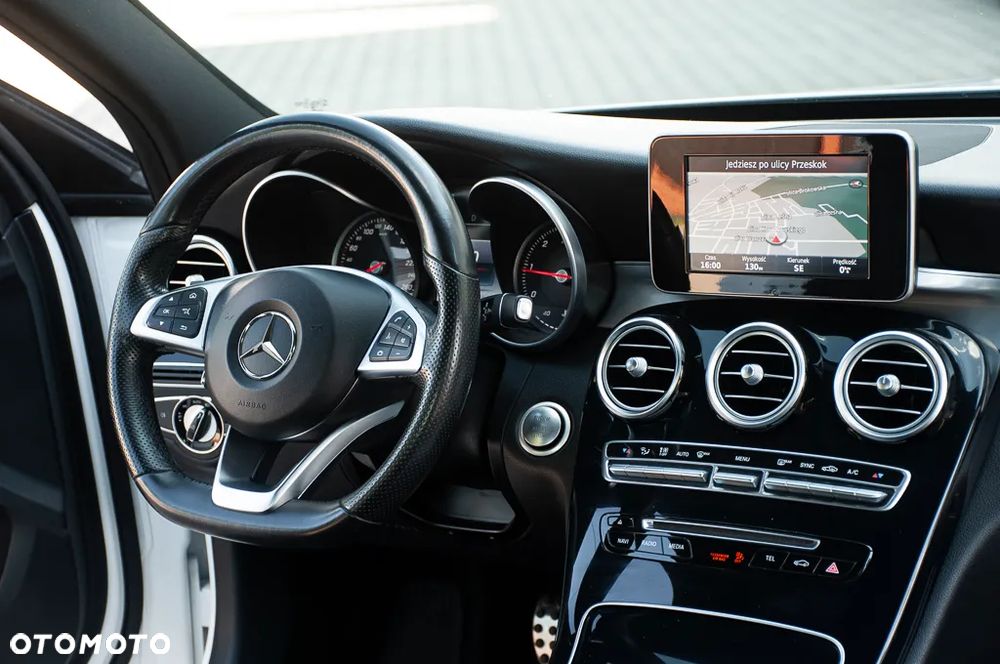 Mercedes-Benz Klasa C 180 (BlueTEC) d 7G-TRONIC AMG Line - 19