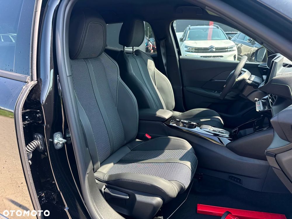 Peugeot 2008 - 25