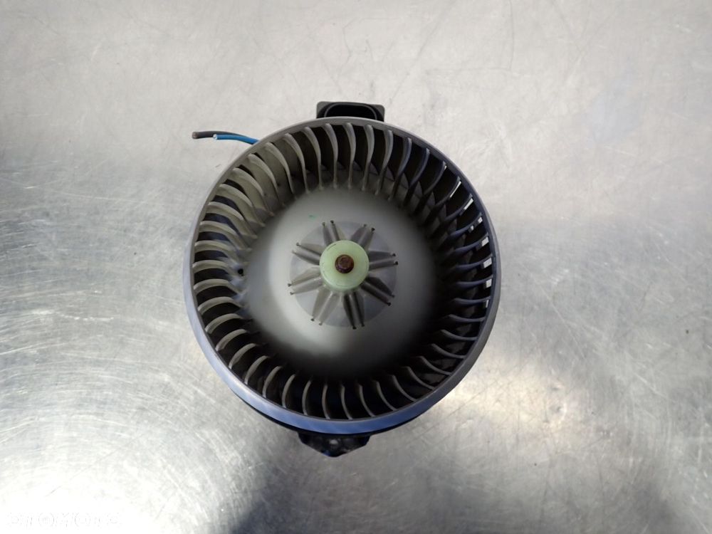 WENTYLATOR NAWIEWU TOYOTA URBAN CRUISER 272700-0540 - 4