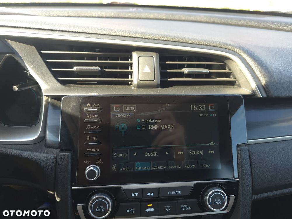 Honda Civic 1.5 T Elegance CVT - 27