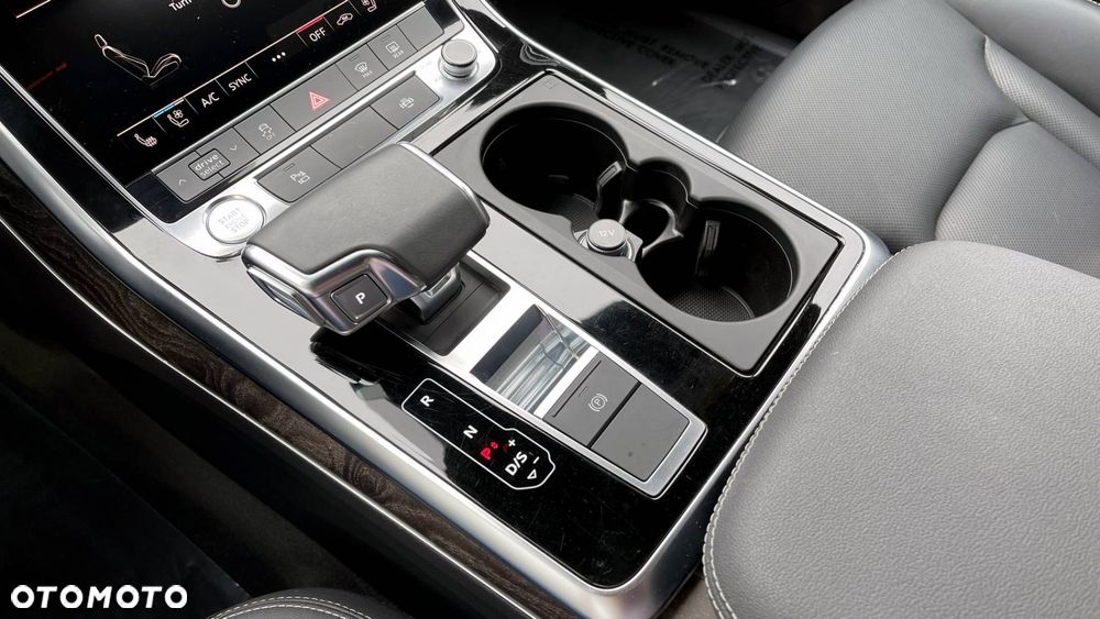 Audi Q8 - 15