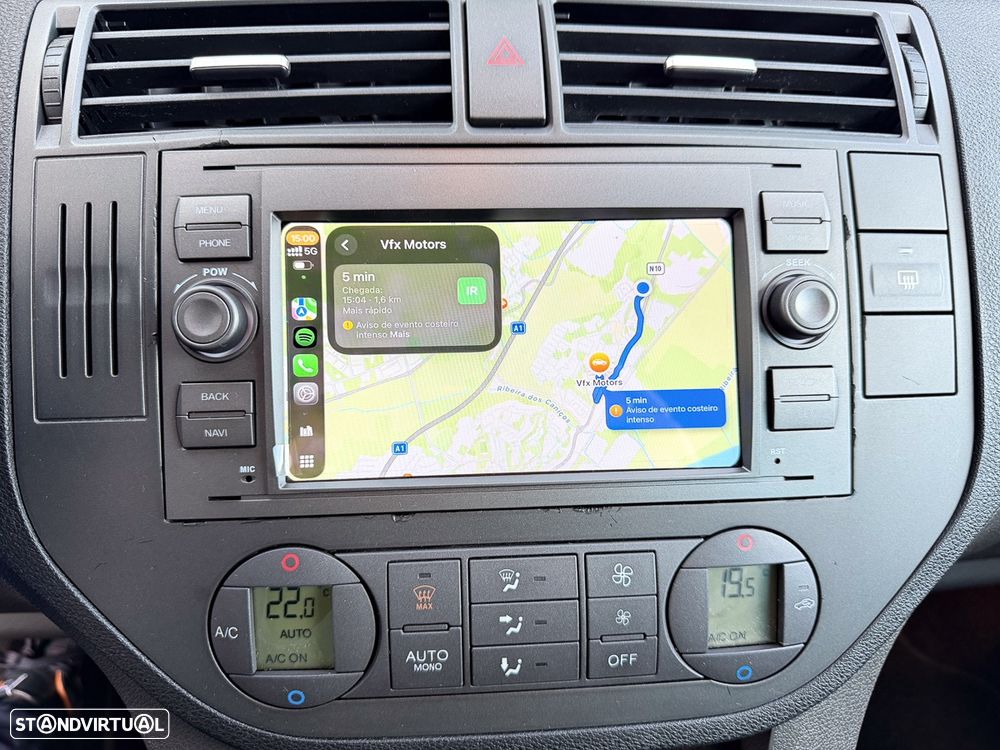 Ford Focus C-Max 1.6 TDCi Ghia - 25