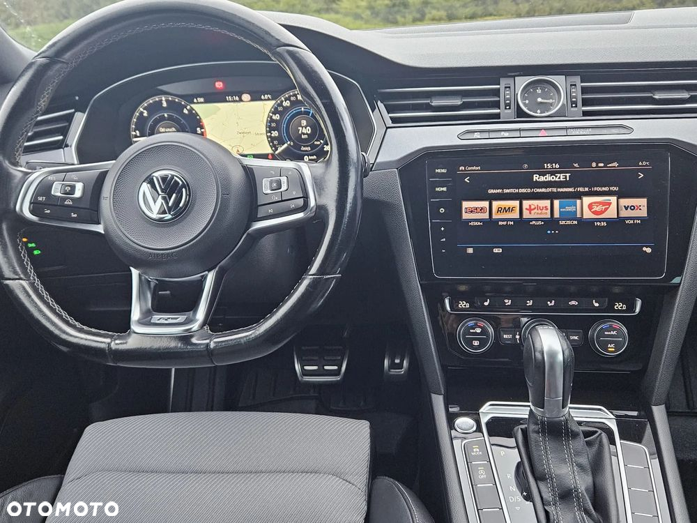 Volkswagen Passat - 6