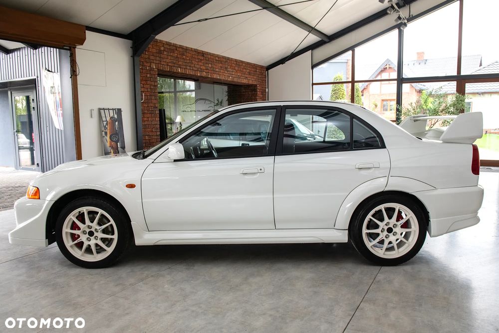 Mitsubishi Lancer Evolution - 9